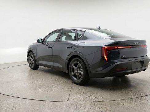 Used 2025 Kia K4 LXS image 6