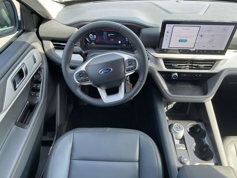 New 2026 Ford Explorer Active w/ Active Comfort Package image 10