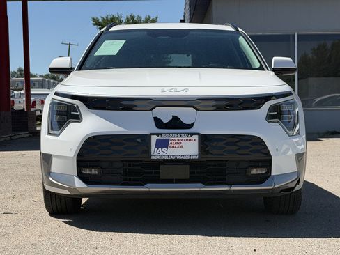 Used 2023 Kia Niro Wave w/ Wave Preserve Package FWD image 25
