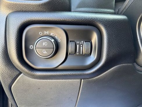 Used 2024 RAM 2500 Laramie w/ Night Edition AWD/4WD image 19