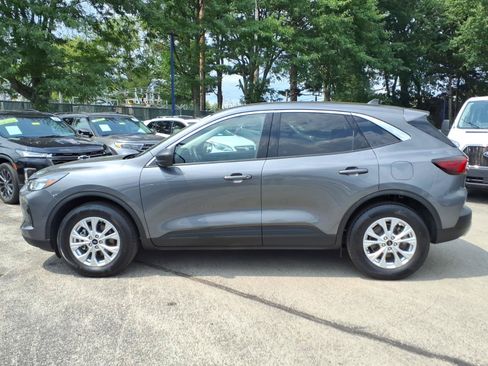 Certified 2023 Ford Escape Active AWD/4WD image 7