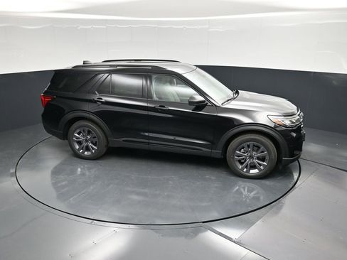 New 2026 Ford Explorer Active w/ Active Comfort Package image 48