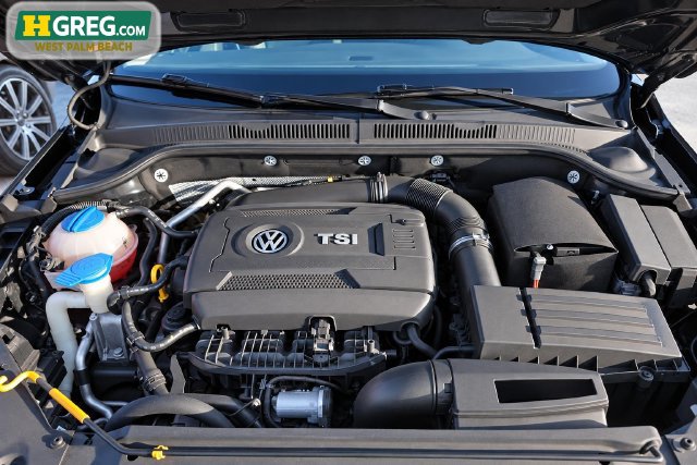 Used 2016 Volkswagen Jetta SEL FWD image 18