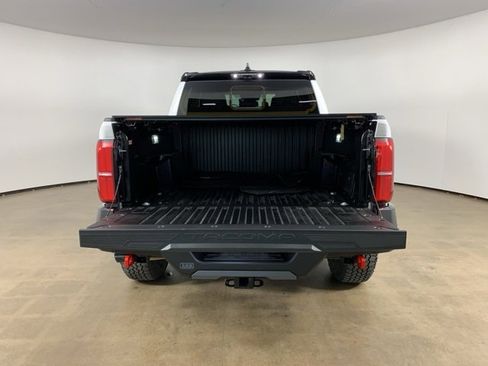 Used 2025 Toyota Tacoma TRD Pro image 34