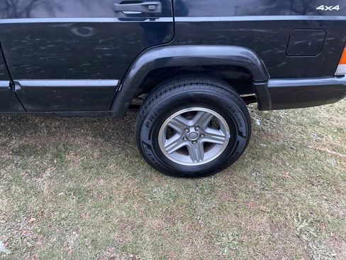 Used 2000 Jeep Cherokee Classic image 29