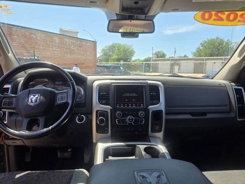 Used 2020 RAM 1500 Classic SLT w/ Luxury Group AWD/4WD image 12
