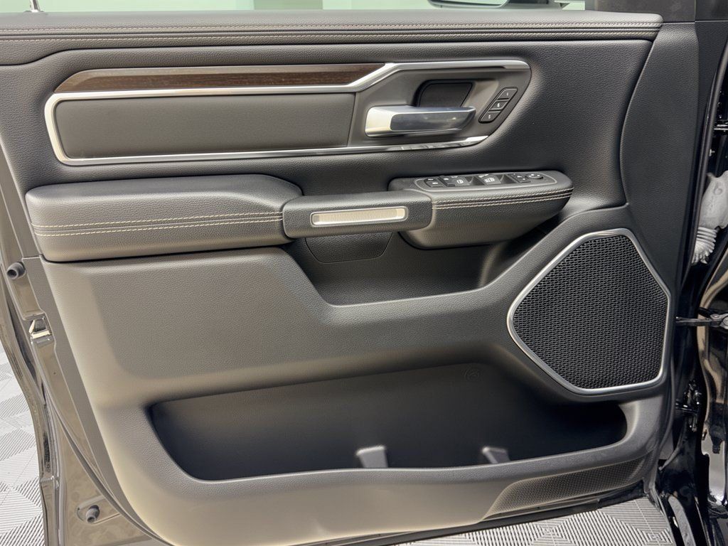 Used 2022 RAM 1500 Laramie RWD image 14