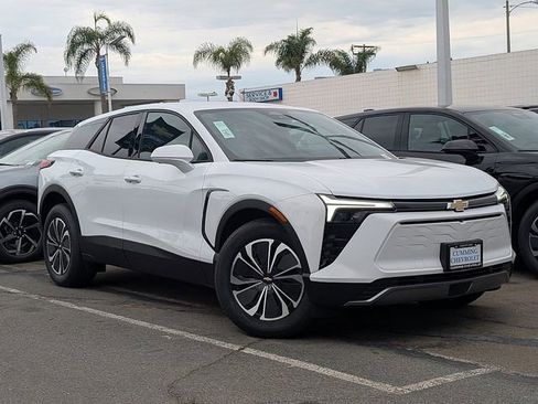 New 2026 Chevrolet Blazer EV LT FWD image 2