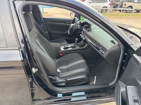 Used 2024 Honda Civic Sport image 14
