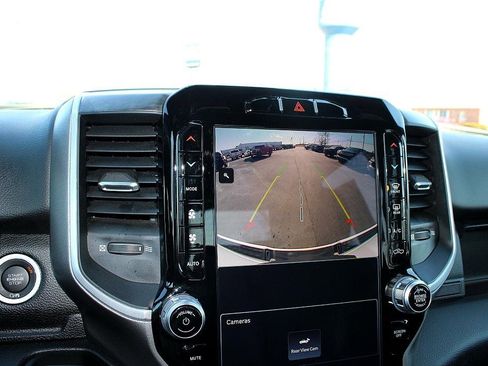 Used 2023 RAM 1500 Big Horn image 36