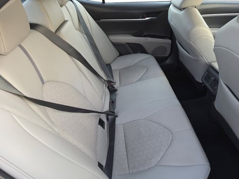 Used 2023 Toyota Camry XSE image 21