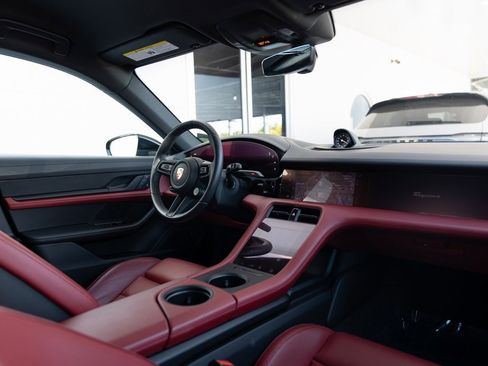 Certified 2024 Porsche Taycan 4S image 28