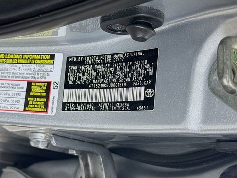 Used 2018 Toyota Camry XLE image 16