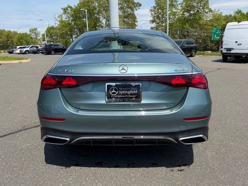 Used 2024 Mercedes-Benz E 350 4MATIC Sedan image 6