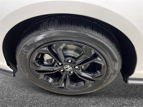 New 2025 Honda Accord SE image 10