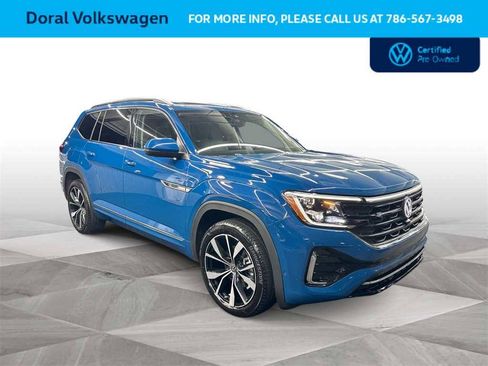 Certified 2025 Volkswagen Atlas SEL Premium R-Line image 2