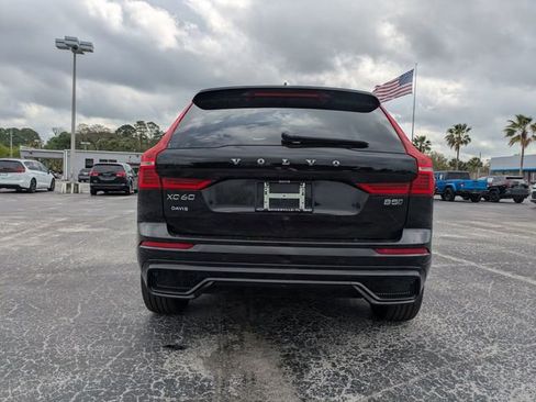 Used 2024 Volvo XC60 B5 Plus image 6