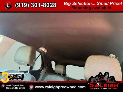Used 2021 Chevrolet Equinox LT AWD/4WD image 29