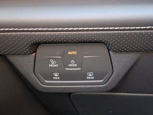 New 2026 Volkswagen Atlas Cross Sport SEL Premium R-Line AWD/4WD image 16