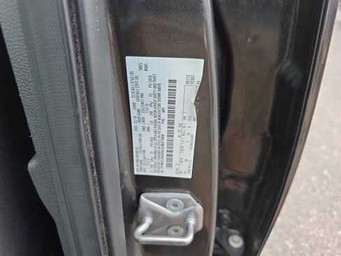 Used 2018 Ford Escape SE w/ SE Sync 3 Package image 36