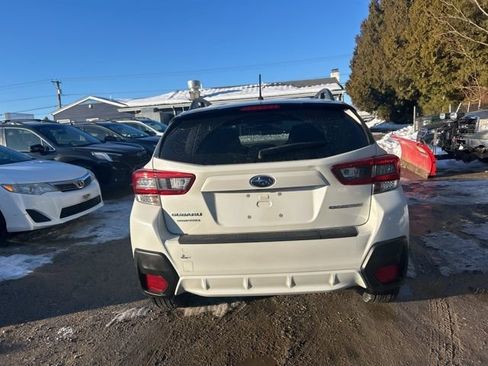 Used 2023 Subaru Crosstrek 2.0i image 5