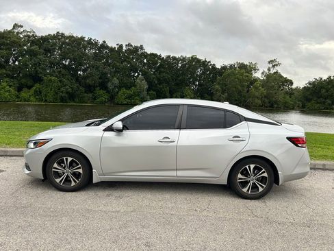 Used 2022 Nissan Sentra SV FWD image 3