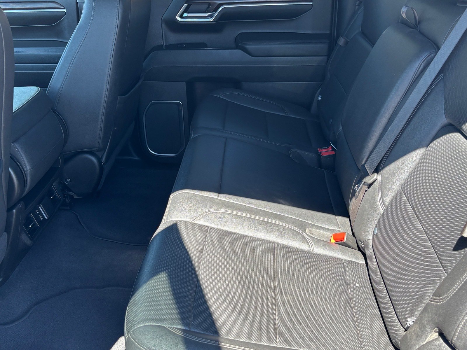 Used 2024 GMC Sierra 1500 SLT AWD/4WD image 25