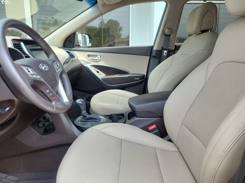 Used 2017 Hyundai Santa Fe Sport FWD image 23