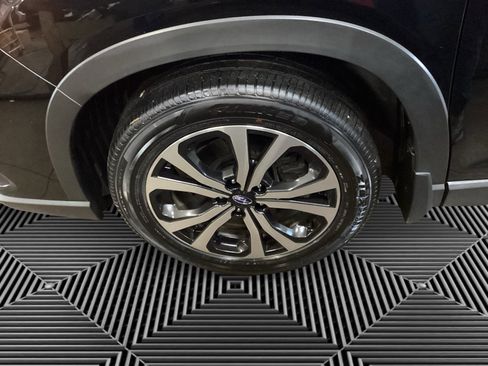 Certified 2023 Subaru Forester Limited image 14