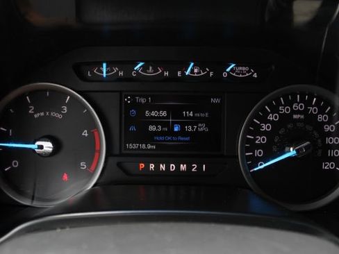 Used 2017 Ford F250 XLT w/ XLT Premium Package AWD/4WD image 11