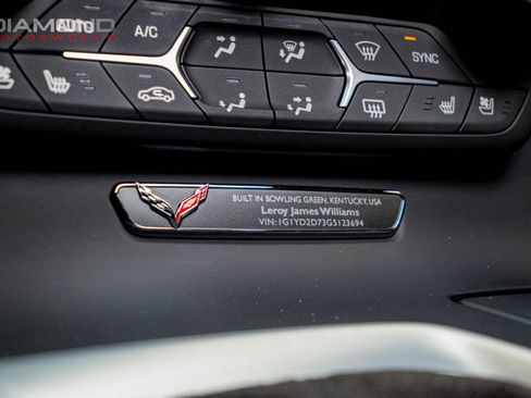 Used 2016 Chevrolet Corvette Stingray 2LT w/ 2LT Preferred Equipment Group image 80