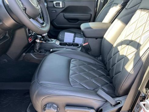 New 2025 Jeep Wrangler Unlimited Sport AWD/4WD image 20