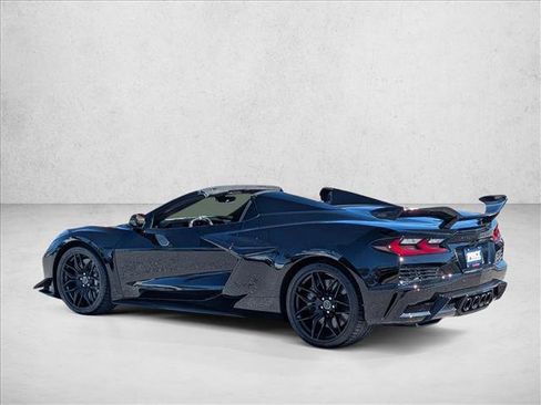 Used 2026 Chevrolet Corvette Z06 w/ Z07 Performance Package image 8