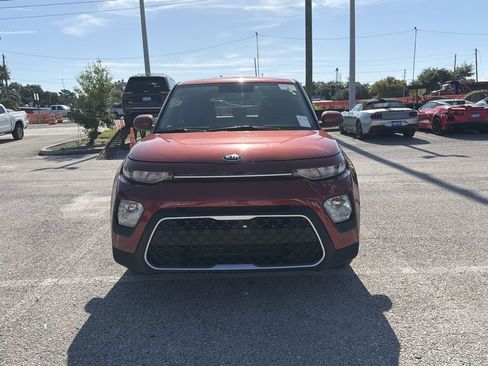 Used 2021 Kia Soul LX FWD image 8