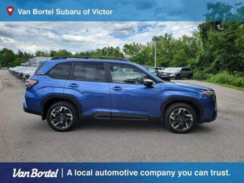 Certified 2025 Subaru Forester Limited AWD/4WD image 6