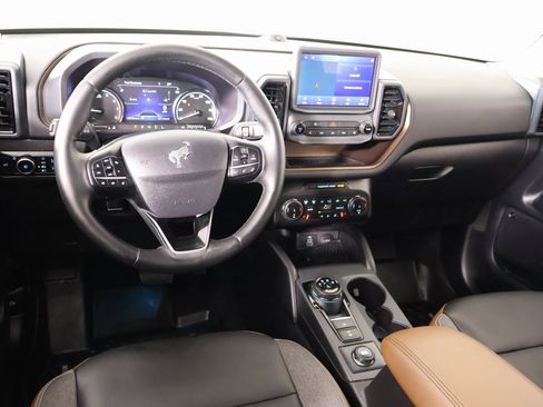 Used 2024 Ford Bronco Sport Outer Banks w/ Tech Package image 2