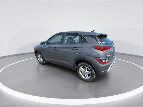 Used 2023 Hyundai Kona SE w/ Cargo Package image 6