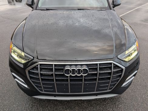 Used 2021 Audi Q5 Premium w/ Convenience Package image 12