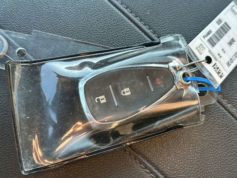 Certified 2022 Chevrolet Traverse LT w/ LPO, Floor Liner Package image 35