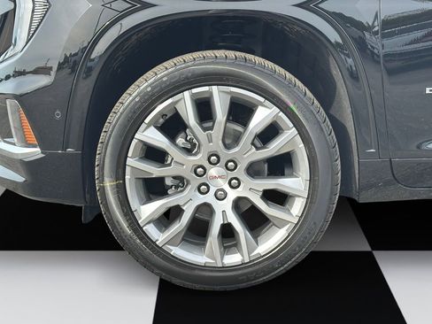 New 2026 GMC Acadia Denali w/ Super Cruise Package FWD image 14