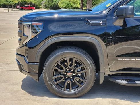 Used 2025 GMC Sierra 1500 Pro w/ Graphite Edition RWD image 9