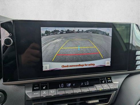Used 2025 Toyota Camry XSE FWD image 13