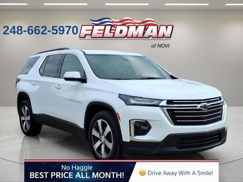 Used 2023 Chevrolet Traverse LT w/ LT Premium Package image 8
