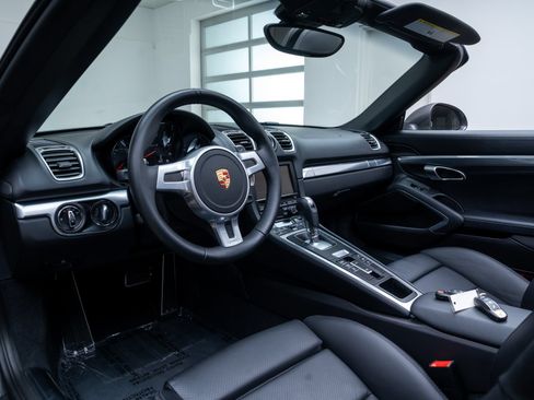 Used 2015 Porsche Boxster S RWD image 19