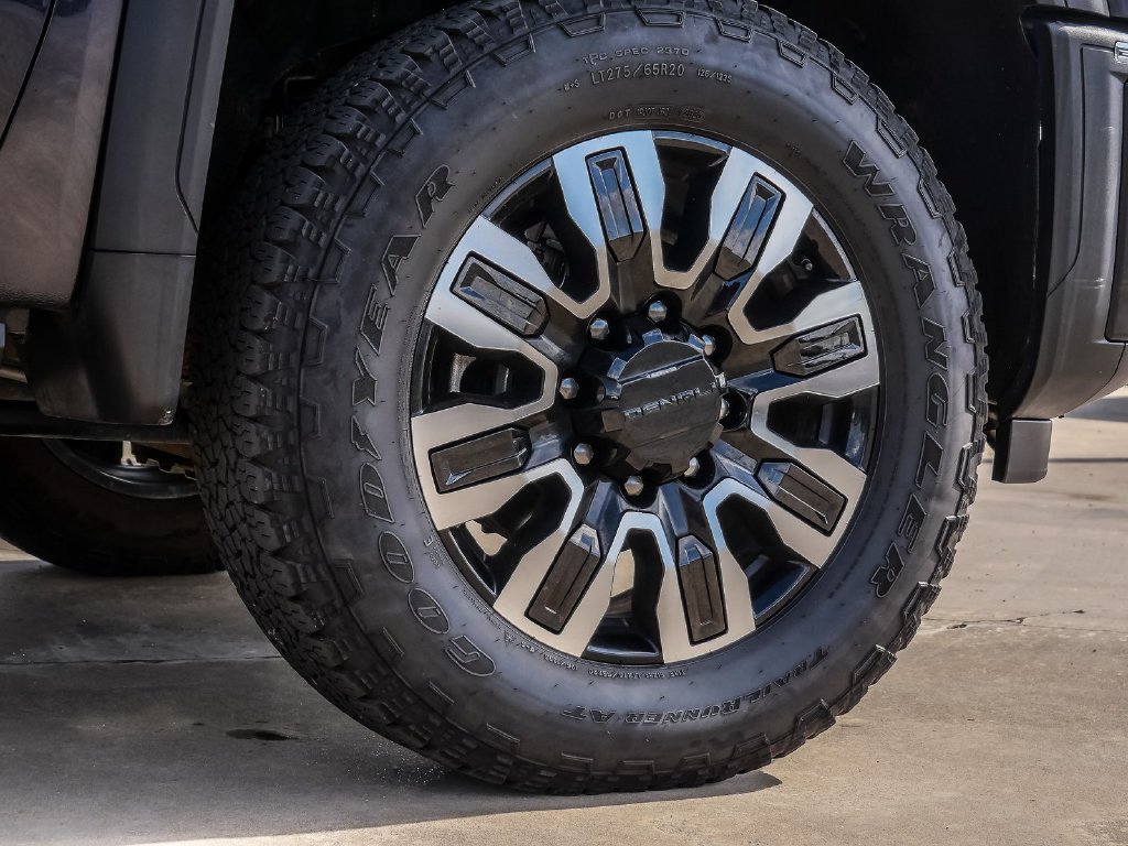 Used 2026 GMC Sierra 2500 Denali Ultimate AWD/4WD image 9