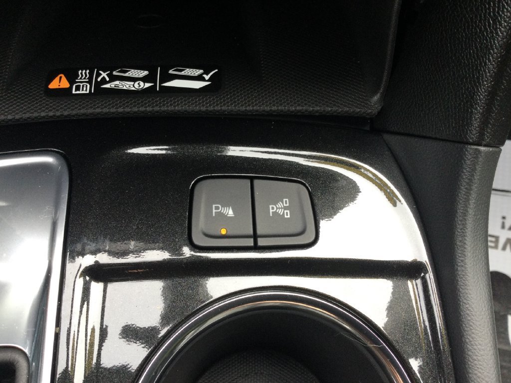Used 2024 Chevrolet Equinox Premier FWD image 27