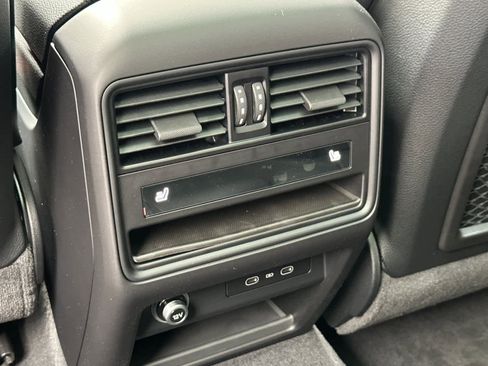 New 2026 Porsche Cayenne image 14