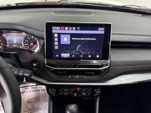 Certified 2023 Jeep Compass Trailhawk w/ Trailhawk Convenience Group AWD/4WD image 25