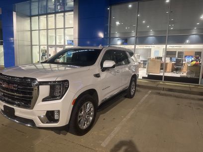 Used 2021 GMC Yukon SLT w/ SLT Luxury Package