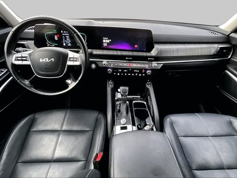 Used 2023 Kia Telluride EX w/ EX Captain's Chair Package FWD image 16